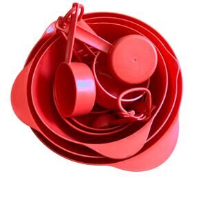 Farberware Red Plastic Mixing Bowls Measuring Cups Spoons Set 17 Piece Kitchen